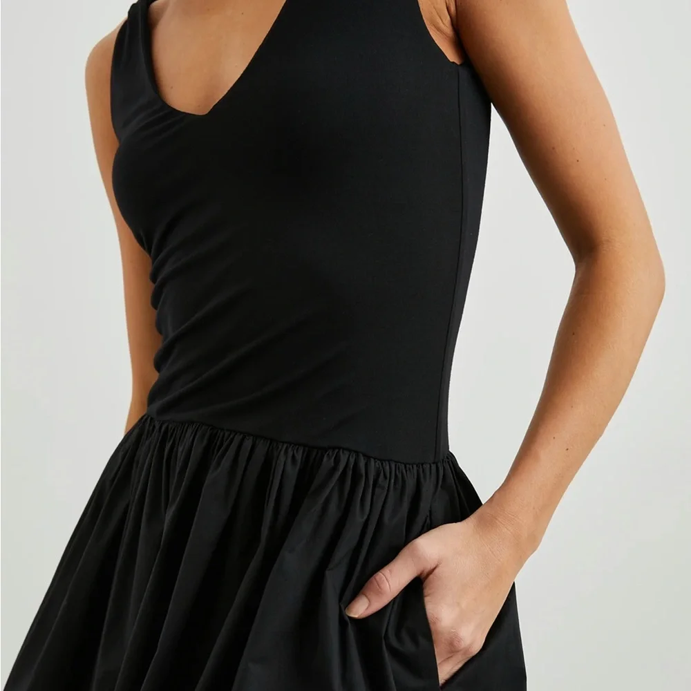 Rails Elegant Black Sleeveless Dress - Picture 2 of 5